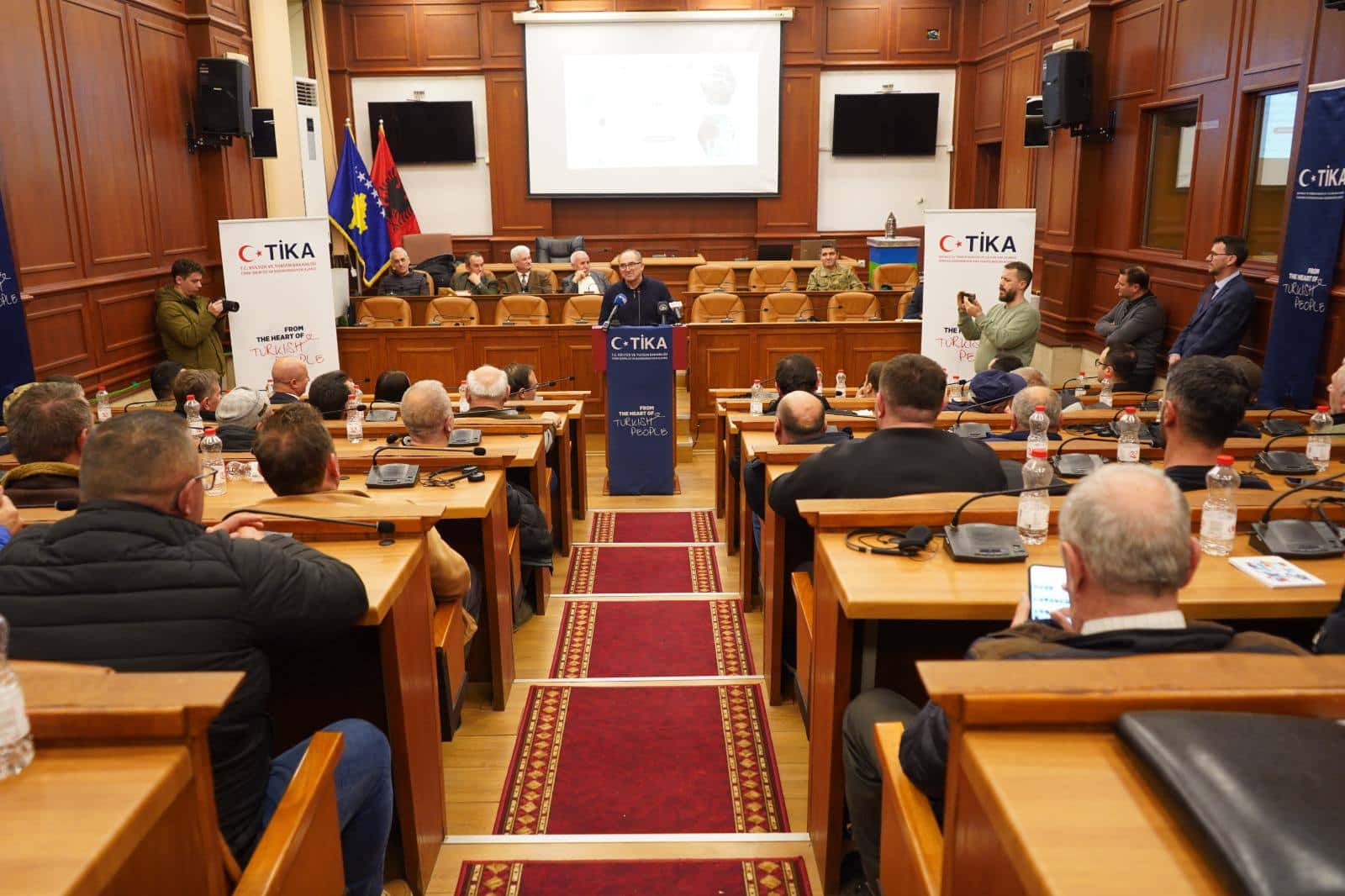 Gradonačelnik Totaj učestvovao je na ceremoniji dodjele certifikata pčelarima