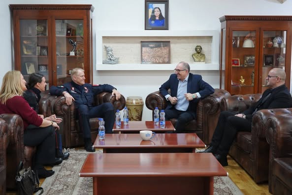 Başkan Totaj, Kosova’daki Karabinieri Komutanı Alberto Santini ile görüştü