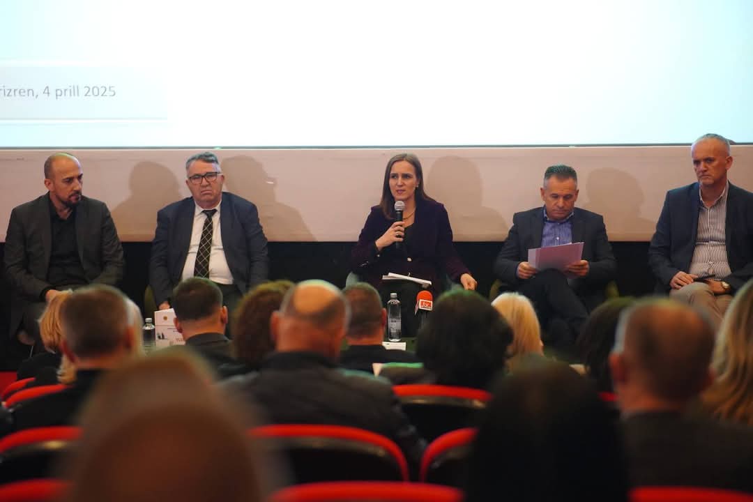 “Prizren Belediyesi’nde Kalitenin Geliştirilmesi” Projesinin Kapanış Konferansı düzenlendi
