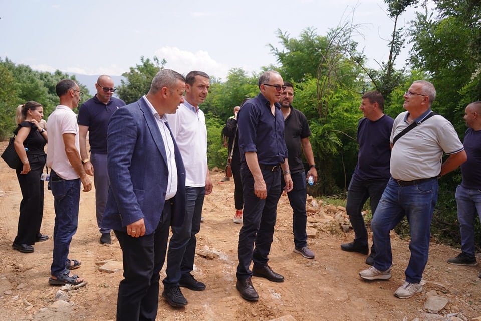 Nisin punimet për ndërtimin e tre akseve rrugore për zhvillimin e infrastrukturës turistike në zonat malore të fshatrave Vlashnje-Murradem