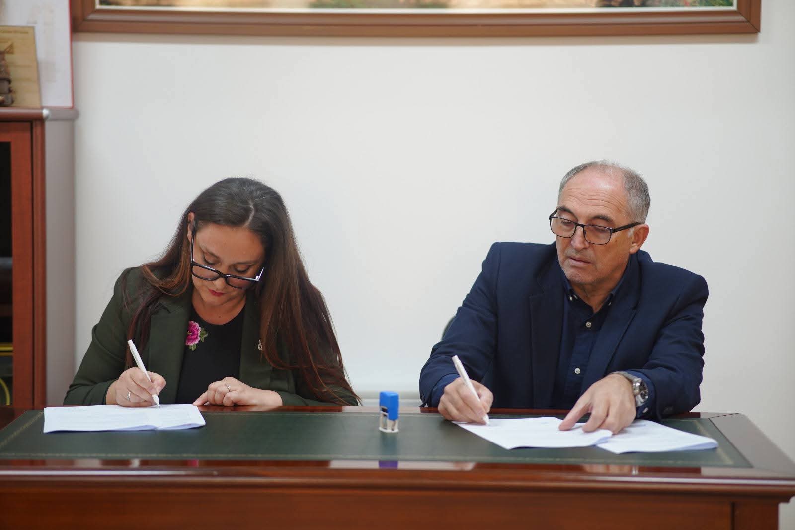 U nënshkru Memorandum Bashkëpunimi me organizatën “Education Empowerment Initiative-EEI”