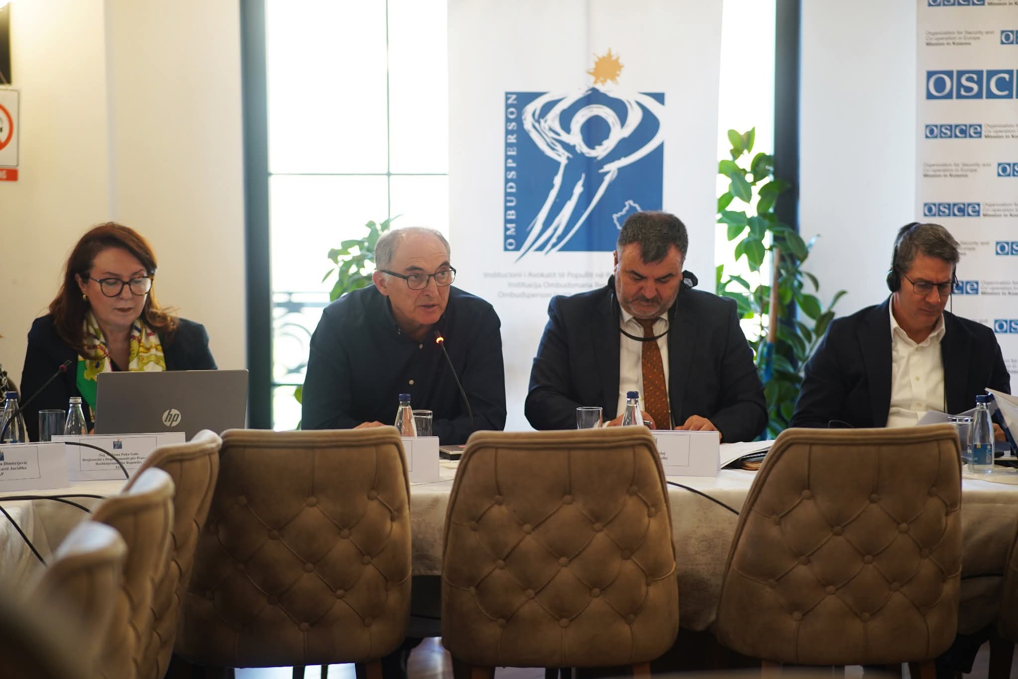 Kryetari Totaj mori pjesë në tryezën e diskutimit me temën “Të drejtat e komunitetit boshnjak në Republikën e Kosovës-diskutim i përbashkët”