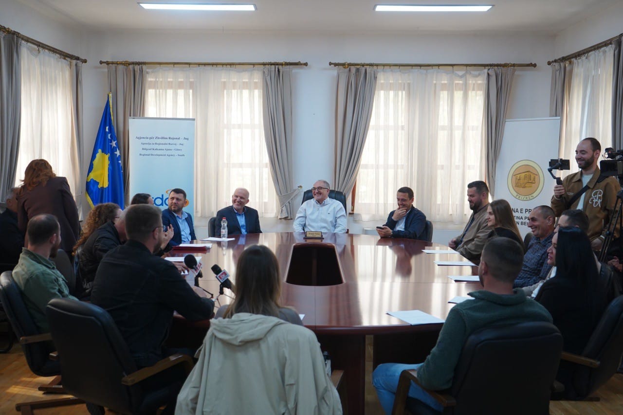 AZHR Jug dhe Komuna e Prizrenit mbështesin ndërmarrësinë përmes skemës ...